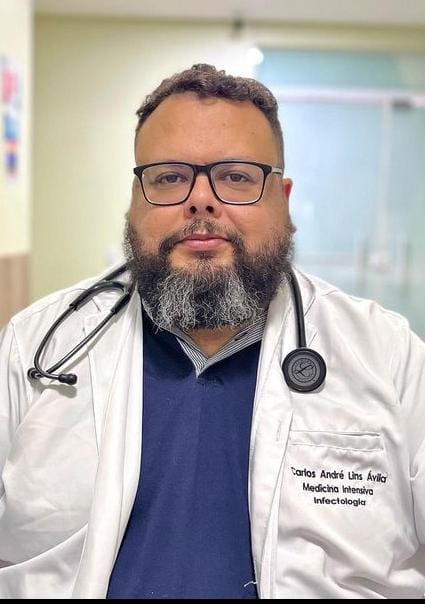 Dr. Carlos André Lins Ávila, médico intensivista